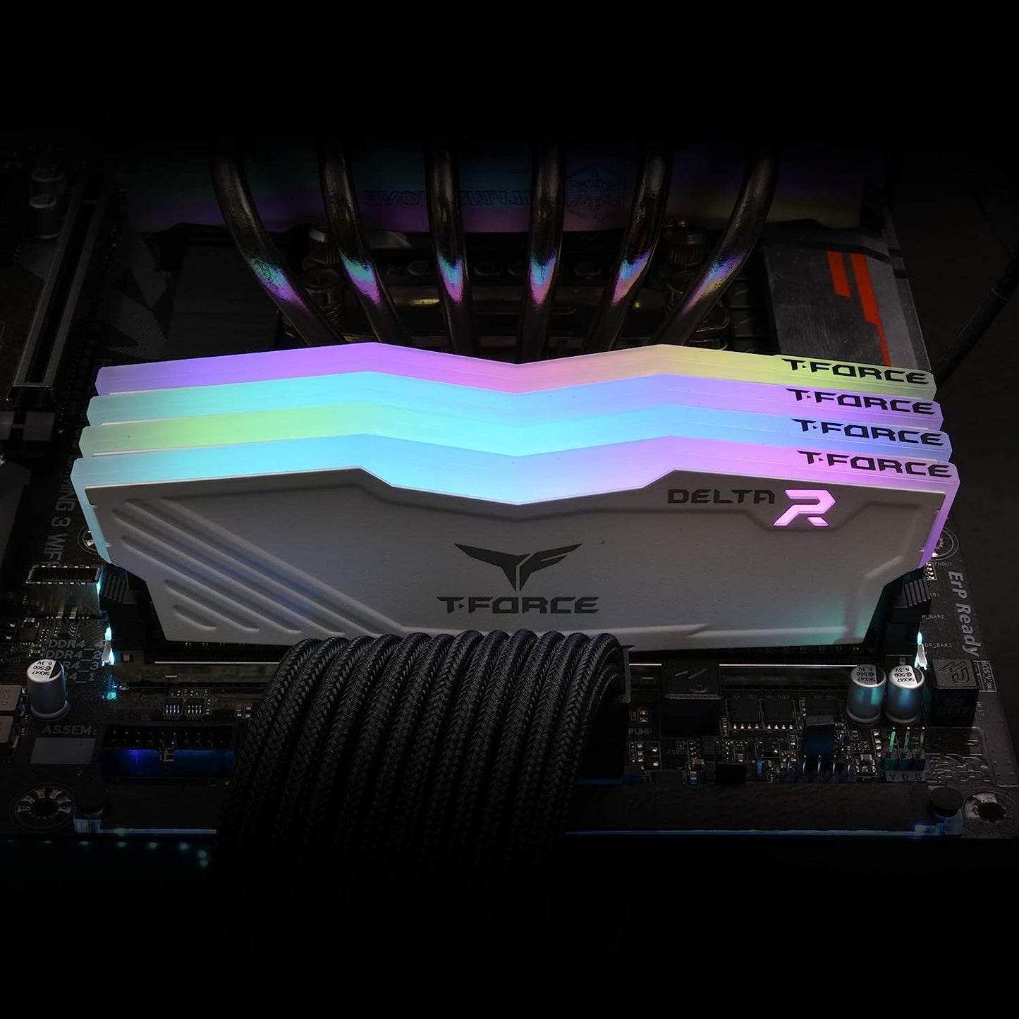 T-FORCE DELTA 32GB (2x16GB) DDR4 3600MHz CL18 RAM